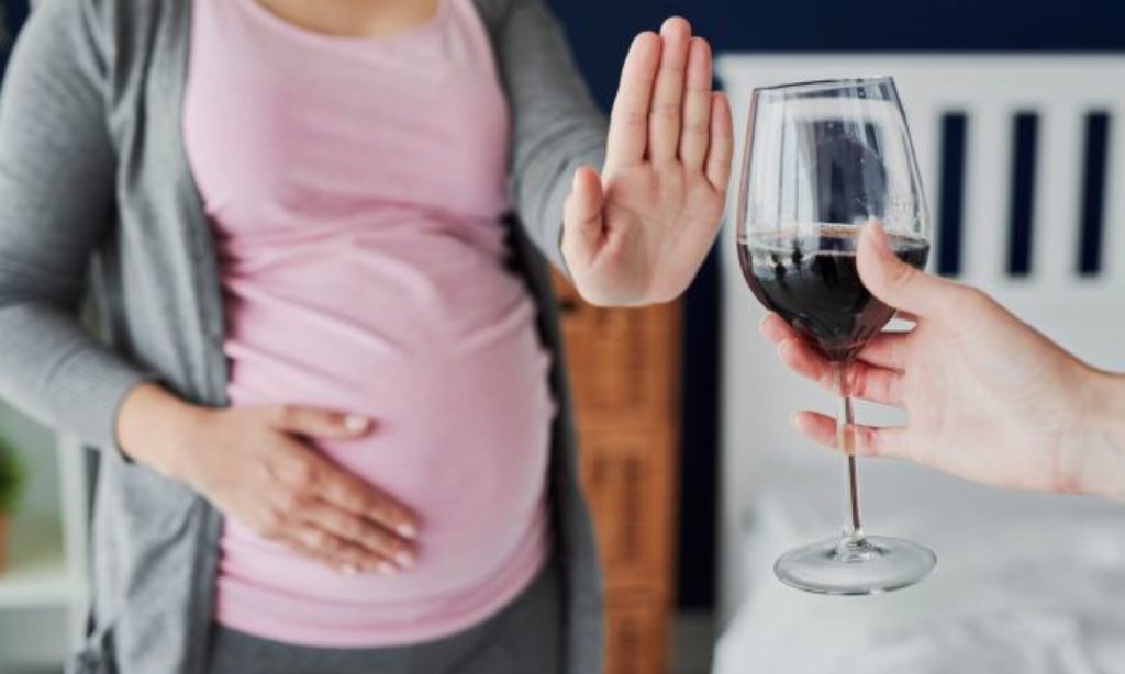 Nepoškoďte mozog svojho dieťatka pitím alkoholu v tehotenstve