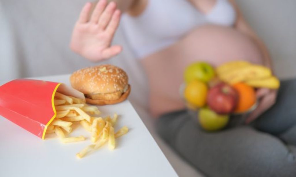 Môže obezita tehotnej dlhodobo negatívne ovplyvniť zdravie dieťaťa?