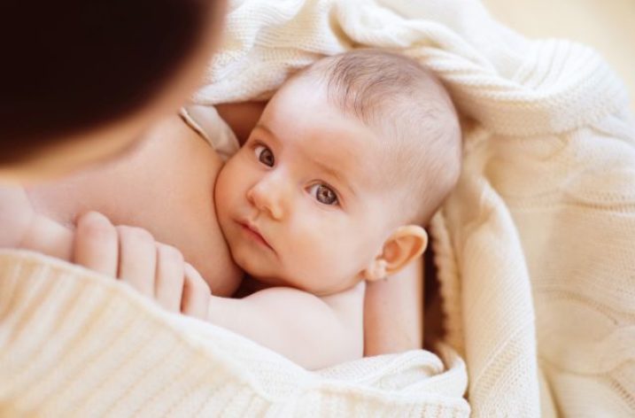 Breastsleeping – laktospánok – nový termín v slovníku mamičiek